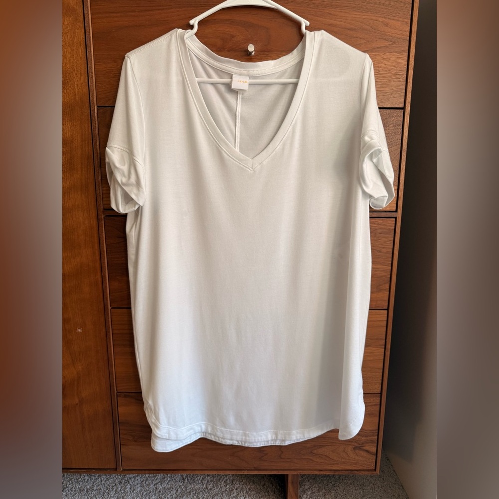 Lole Agda V-Neck Short Sleeve‎ Size L